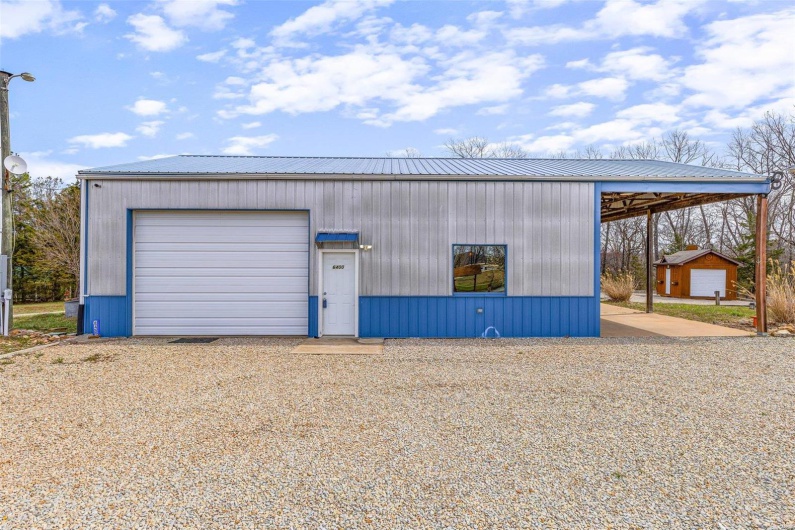 6400 Hoot Owl Lane, French Village, Missouri 63036, 1 Bedroom Bedrooms, 4 Rooms Rooms,1 BathroomBathrooms,Residential,For Sale,Hoot Owl,MAR25017161