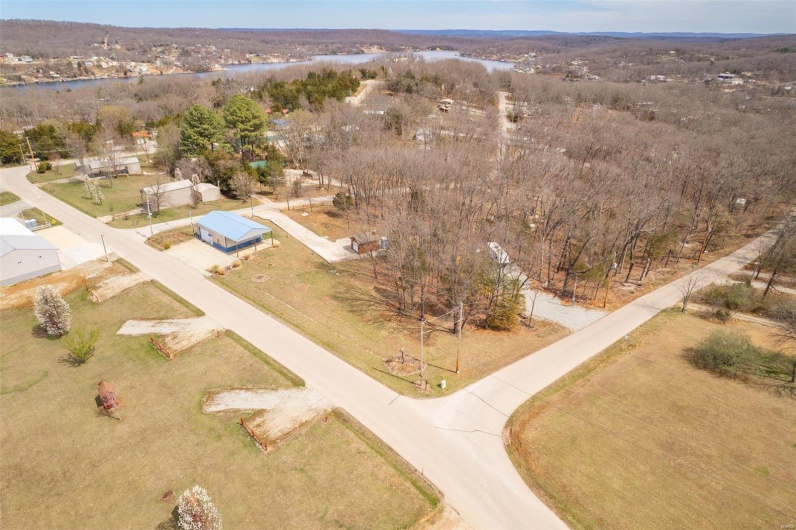 6400 Hoot Owl Lane, French Village, Missouri 63036, 1 Bedroom Bedrooms, 4 Rooms Rooms,1 BathroomBathrooms,Residential,For Sale,Hoot Owl,MAR25017161