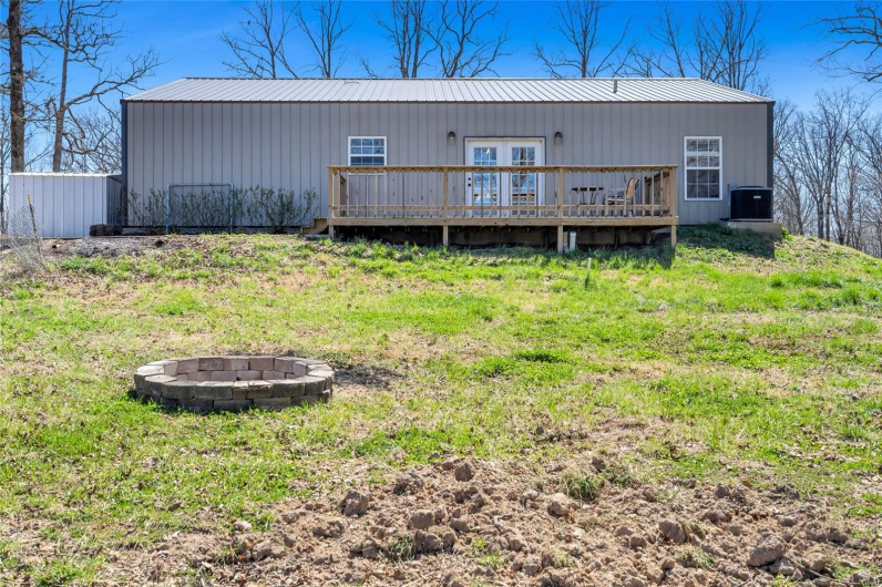 39 State Highway 172, Williamsville, Missouri 63967, 3 Bedrooms Bedrooms, 7 Rooms Rooms,2 BathroomsBathrooms,Residential,For Sale,State Highway 172,MAR25019008