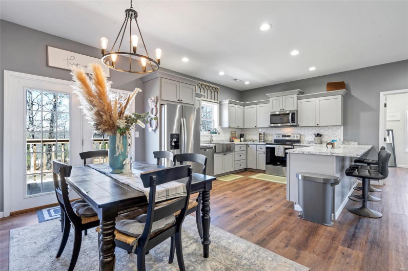 39 State Highway 172, Williamsville, Missouri 63967, 3 Bedrooms Bedrooms, 7 Rooms Rooms,2 BathroomsBathrooms,Residential,For Sale,State Highway 172,MAR25019008
