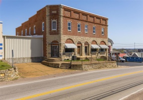 702 Benham Street, Bonne Terre, Missouri 63628, ,Commercial Sale,For Sale,Benham,MAR25017104