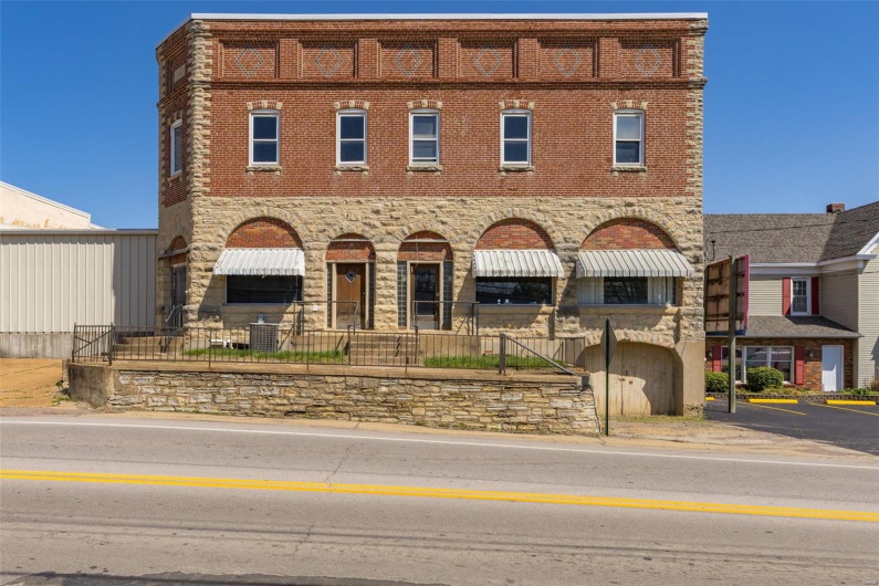 702 Benham Street, Bonne Terre, Missouri 63628, ,Commercial Sale,For Sale,Benham,MAR25017104