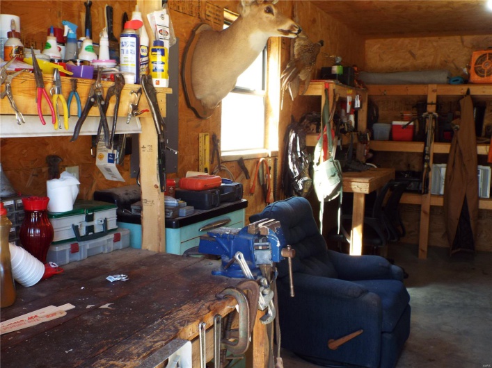 255 Wayne 342 Road, Piedmont, Missouri 63957, 3 Bedrooms Bedrooms, 10 Rooms Rooms,2 BathroomsBathrooms,Farm,For Sale,Wayne 342,MAR25019044