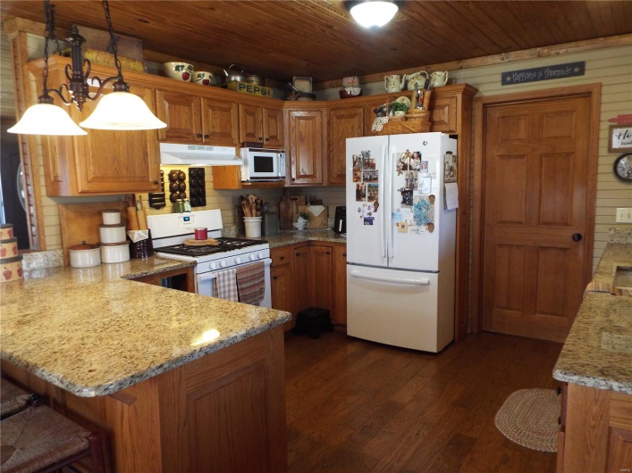 255 Wayne 342 Road, Piedmont, Missouri 63957, 3 Bedrooms Bedrooms, 10 Rooms Rooms,2 BathroomsBathrooms,Farm,For Sale,Wayne 342,MAR25019044