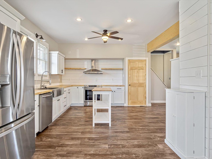 4427 Chester Rd., Chester, Illinois 62233, 2 Bedrooms Bedrooms, 8 Rooms Rooms,1 BathroomBathrooms,Residential,For Sale,Chester Rd.,MAR25018954