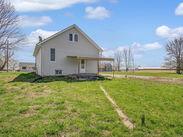 4427 Chester Rd., Chester, Illinois 62233, 2 Bedrooms Bedrooms, 8 Rooms Rooms,1 BathroomBathrooms,Residential,For Sale,Chester Rd.,MAR25018954