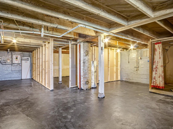 4427 Chester Rd., Chester, Illinois 62233, 2 Bedrooms Bedrooms, 8 Rooms Rooms,1 BathroomBathrooms,Residential,For Sale,Chester Rd.,MAR25018954