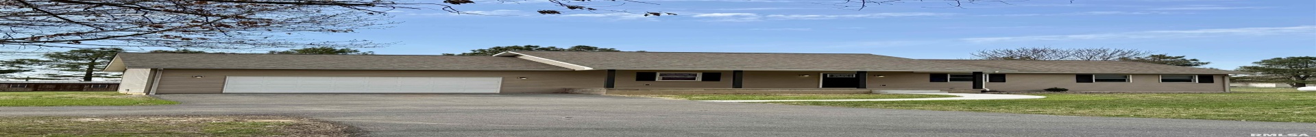 Residential For Sale 56 WOODLAND Drive, Metropolis, Illinois 62960, 3 Bedrooms Bedrooms, ,3 BathroomsBathrooms,Residential,For Sale,WOODLAND,RMAEB457305