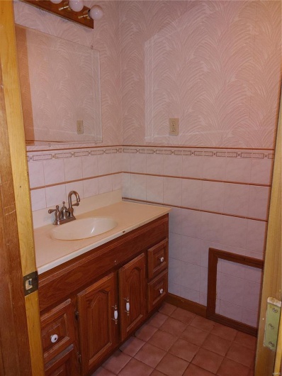 19775 Hwy E, Ironton, Missouri 63650, 3 Bedrooms Bedrooms, 12 Rooms Rooms,2 BathroomsBathrooms,Residential,For Sale,Hwy E,MAR24019128