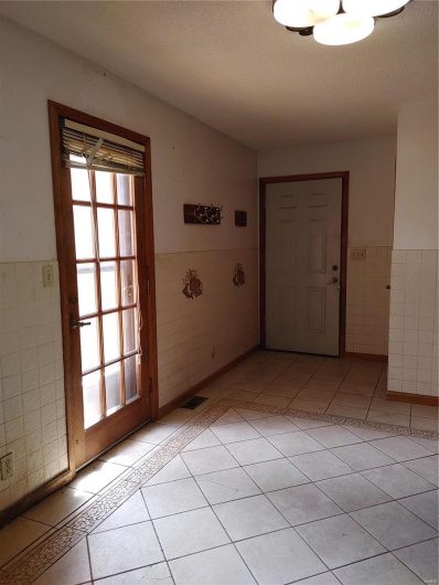 19775 Hwy E, Ironton, Missouri 63650, 3 Bedrooms Bedrooms, 12 Rooms Rooms,2 BathroomsBathrooms,Residential,For Sale,Hwy E,MAR24019128