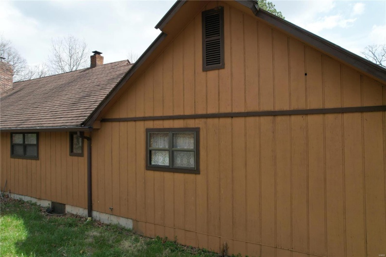 19775 Hwy E, Ironton, Missouri 63650, 3 Bedrooms Bedrooms, 12 Rooms Rooms,2 BathroomsBathrooms,Residential,For Sale,Hwy E,MAR24019128