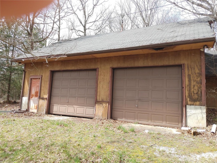 19775 Hwy E, Ironton, Missouri 63650, 3 Bedrooms Bedrooms, 12 Rooms Rooms,2 BathroomsBathrooms,Residential,For Sale,Hwy E,MAR24019128
