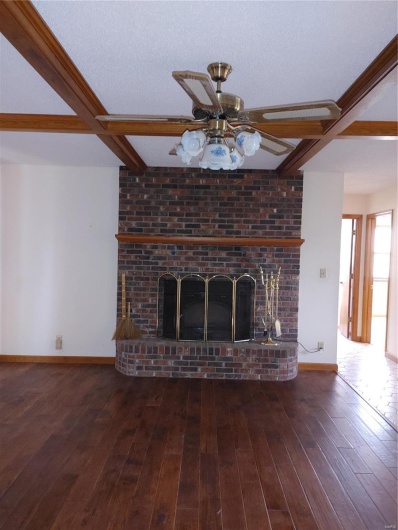 19775 Hwy E, Ironton, Missouri 63650, 3 Bedrooms Bedrooms, 12 Rooms Rooms,2 BathroomsBathrooms,Residential,For Sale,Hwy E,MAR24019128
