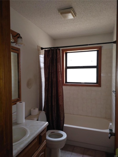 19775 Hwy E, Ironton, Missouri 63650, 3 Bedrooms Bedrooms, 12 Rooms Rooms,2 BathroomsBathrooms,Residential,For Sale,Hwy E,MAR24019128