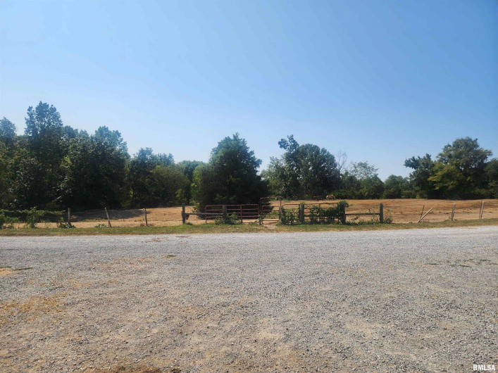 1230 US Hwy 45 N, Vienna, Illinois 62995, 4 Bedrooms Bedrooms, 0 ,2 BathroomsBathrooms,Residential,For Sale,US Hwy 45 N,0,RMAQC4261732