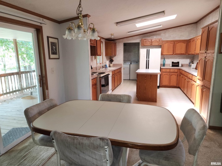 1230 US Hwy 45 N, Vienna, Illinois 62995, 4 Bedrooms Bedrooms, 0 ,2 BathroomsBathrooms,Residential,For Sale,US Hwy 45 N,0,RMAQC4261732