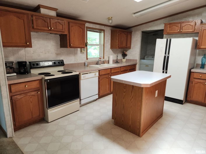 1230 US Hwy 45 N, Vienna, Illinois 62995, 4 Bedrooms Bedrooms, 0 ,2 BathroomsBathrooms,Residential,For Sale,US Hwy 45 N,0,RMAQC4261732