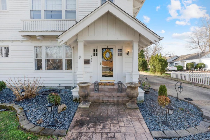 324 Vine Street, Dexter, Missouri 63841, 4 Bedrooms Bedrooms, 10 Rooms Rooms,2 BathroomsBathrooms,Residential,For Sale,Vine,MAR25019503