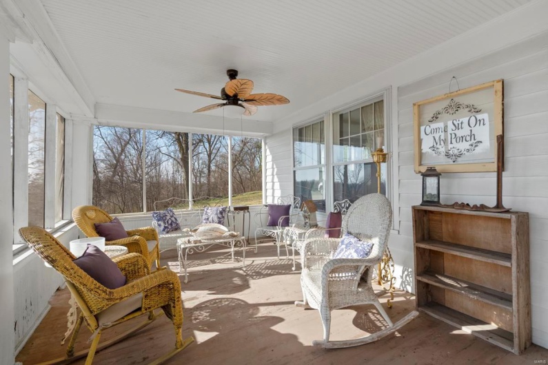 324 Vine Street, Dexter, Missouri 63841, 4 Bedrooms Bedrooms, 10 Rooms Rooms,2 BathroomsBathrooms,Residential,For Sale,Vine,MAR25019503