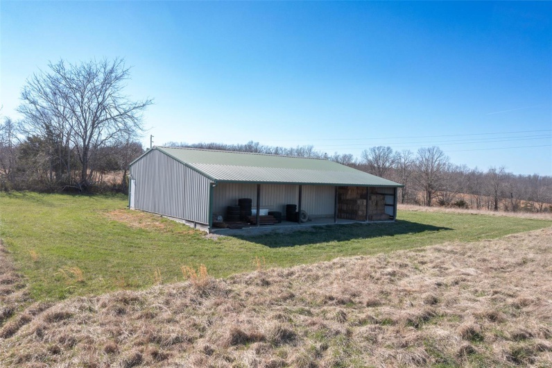 4 BCR 924, Patton, Missouri 63662, ,Farm,For Sale,BCR 924,MAR25018059