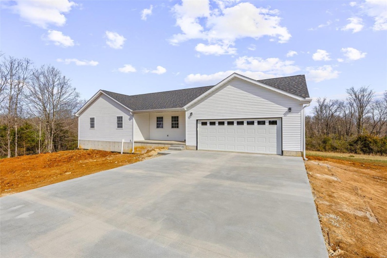 308 Blackberry Lane, Bismarck, Missouri 63624, 3 Bedrooms Bedrooms, 7 Rooms Rooms,2 BathroomsBathrooms,Residential,For Sale,Blackberry,MAR25019541