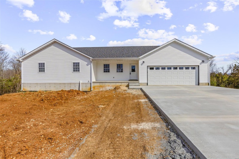 308 Blackberry Lane, Bismarck, Missouri 63624, 3 Bedrooms Bedrooms, 7 Rooms Rooms,2 BathroomsBathrooms,Residential,For Sale,Blackberry,MAR25019541