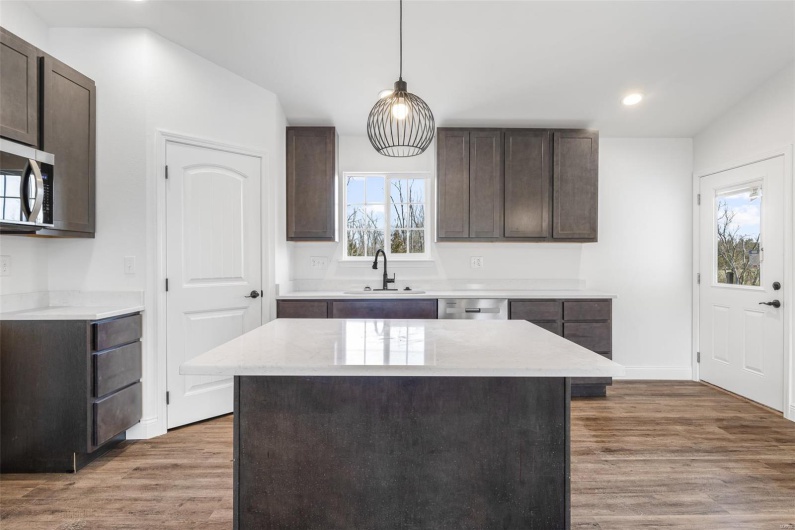 308 Blackberry Lane, Bismarck, Missouri 63624, 3 Bedrooms Bedrooms, 7 Rooms Rooms,2 BathroomsBathrooms,Residential,For Sale,Blackberry,MAR25019541
