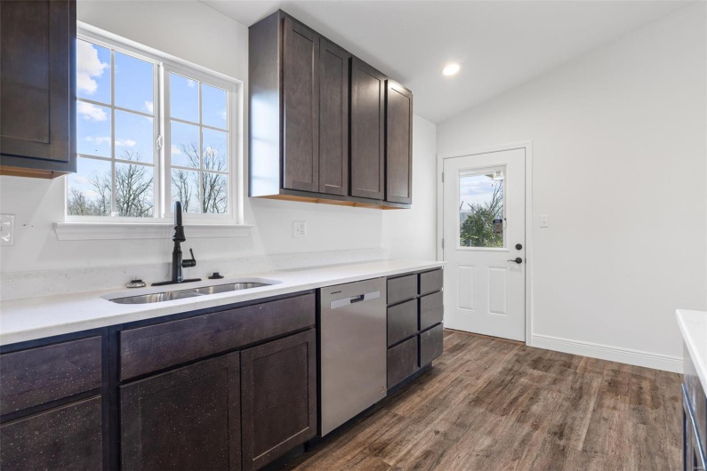 308 Blackberry Lane, Bismarck, Missouri 63624, 3 Bedrooms Bedrooms, 7 Rooms Rooms,2 BathroomsBathrooms,Residential,For Sale,Blackberry,MAR25019541