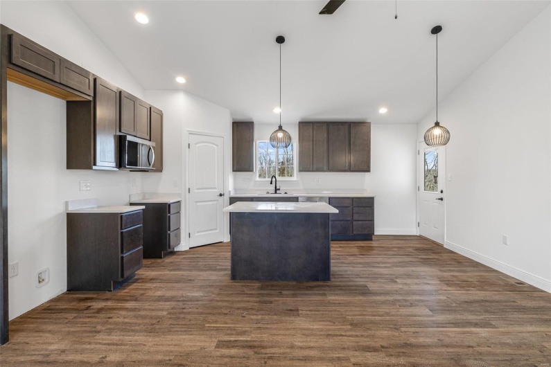 308 Blackberry Lane, Bismarck, Missouri 63624, 3 Bedrooms Bedrooms, 7 Rooms Rooms,2 BathroomsBathrooms,Residential,For Sale,Blackberry,MAR25019541