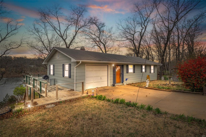 9449 Lake View Drive, Bonne Terre, Missouri 63628, 3 Bedrooms Bedrooms, 9 Rooms Rooms,2 BathroomsBathrooms,Residential,For Sale,Lake View,MAR25017181