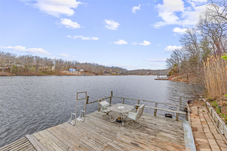9449 Lake View Drive, Bonne Terre, Missouri 63628, 3 Bedrooms Bedrooms, 9 Rooms Rooms,2 BathroomsBathrooms,Residential,For Sale,Lake View,MAR25017181