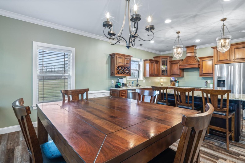 412 Big River Circle, Bonne Terre, Missouri 63628, 3 Bedrooms Bedrooms, 13 Rooms Rooms,3 BathroomsBathrooms,Residential,For Sale,Big River Circle,MAR25018807