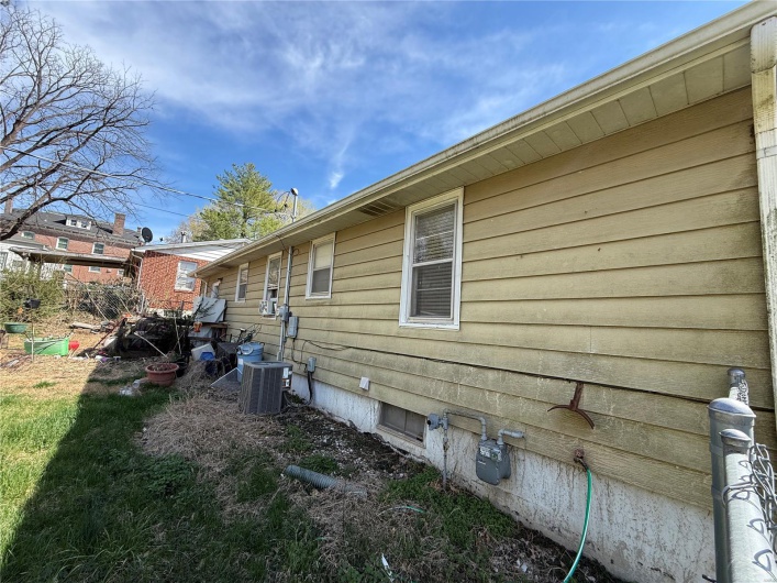 1522 William Street, Cape Girardeau, Missouri 63703, 2 Bedrooms Bedrooms, 2 Rooms Rooms,1 BathroomBathrooms,Residential,For Sale,William,MAR25017880