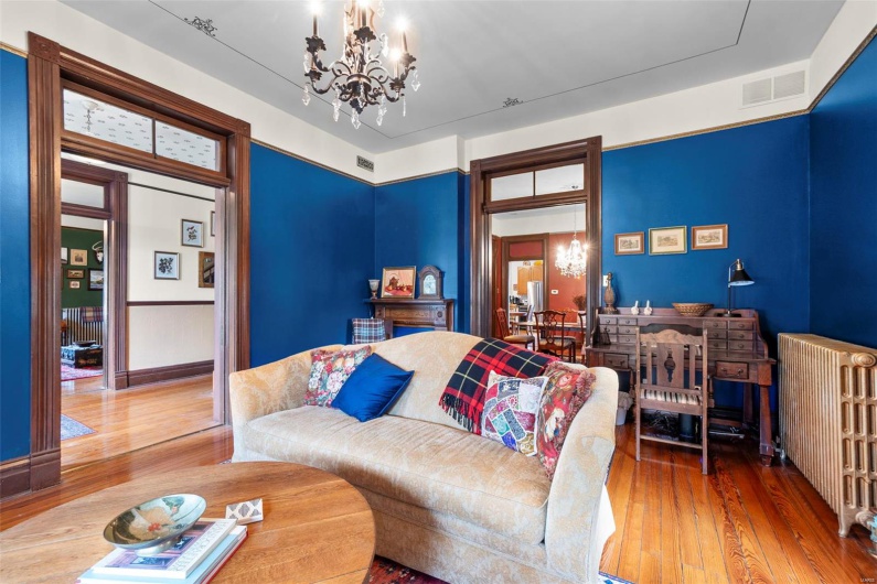 312 Bellevue Street, Cape Girardeau, Missouri 63701, 5 Bedrooms Bedrooms, 10 Rooms Rooms,6 BathroomsBathrooms,Residential,For Sale,Bellevue,MAR25019459
