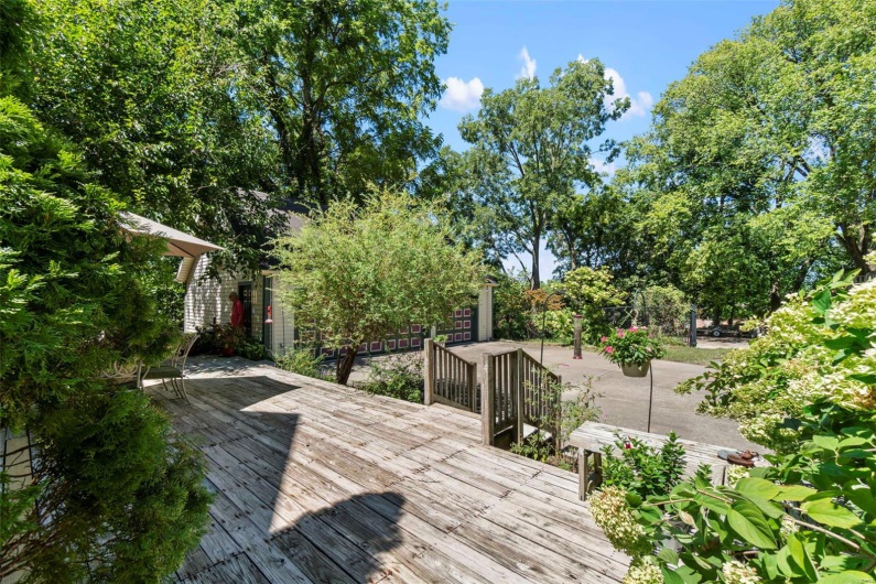 312 Bellevue Street, Cape Girardeau, Missouri 63701, 5 Bedrooms Bedrooms, 10 Rooms Rooms,6 BathroomsBathrooms,Residential,For Sale,Bellevue,MAR25019459