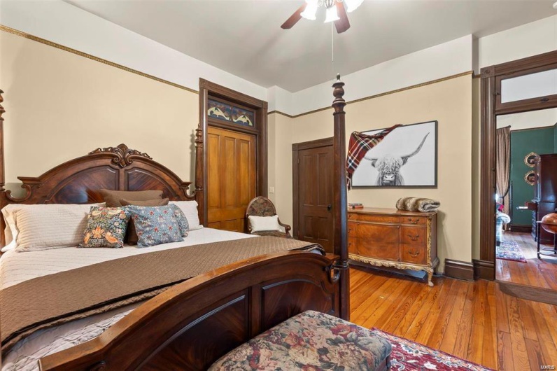 312 Bellevue Street, Cape Girardeau, Missouri 63701, 5 Bedrooms Bedrooms, 10 Rooms Rooms,6 BathroomsBathrooms,Residential,For Sale,Bellevue,MAR25019459