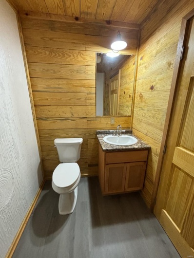 1179 Wayne 307A, Silva, Missouri 63964, 3 Bedrooms Bedrooms, 9 Rooms Rooms,2 BathroomsBathrooms,Residential,For Sale,Wayne 307A,MAR25019741
