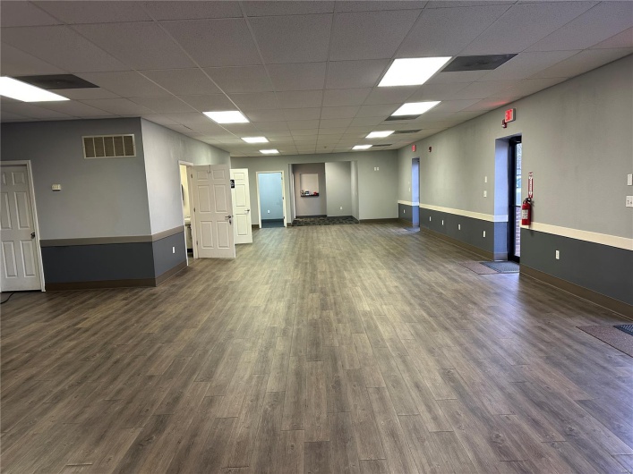 109 Vierse Drive, Farmington, Missouri 63640, ,Commercial Sale,For Sale,Vierse,MAR25019660