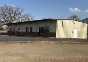 109 Vierse Drive, Farmington, Missouri 63640, ,Commercial Sale,For Sale,Vierse,MAR25019660
