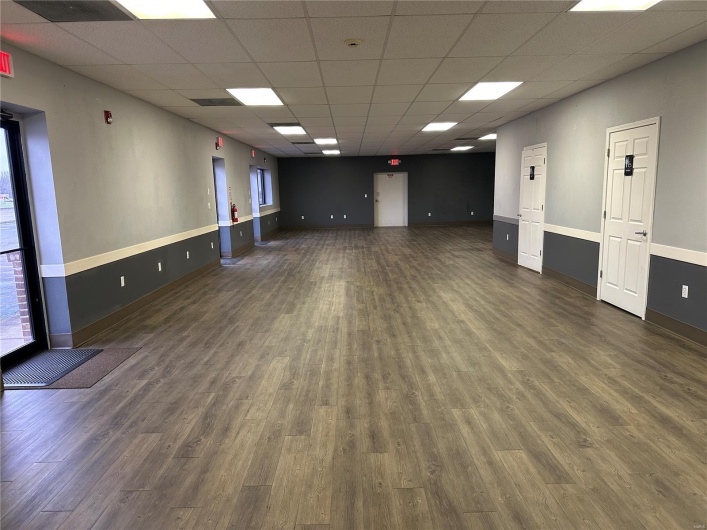 109 Vierse Drive, Farmington, Missouri 63640, ,Commercial Sale,For Sale,Vierse,MAR25019660