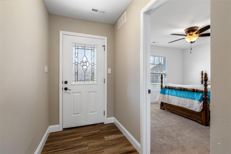 533 Windsor Lane Lane, Farmington, Missouri 63640, 3 Bedrooms Bedrooms, 9 Rooms Rooms,2 BathroomsBathrooms,Residential,For Sale,Windsor Lane,MAR25016411