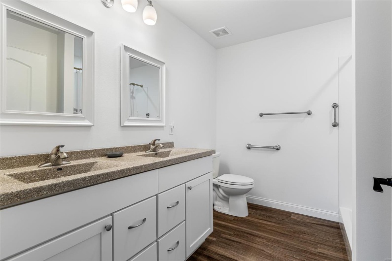 533 Windsor Lane Lane, Farmington, Missouri 63640, 3 Bedrooms Bedrooms, 9 Rooms Rooms,2 BathroomsBathrooms,Residential,For Sale,Windsor Lane,MAR25016411