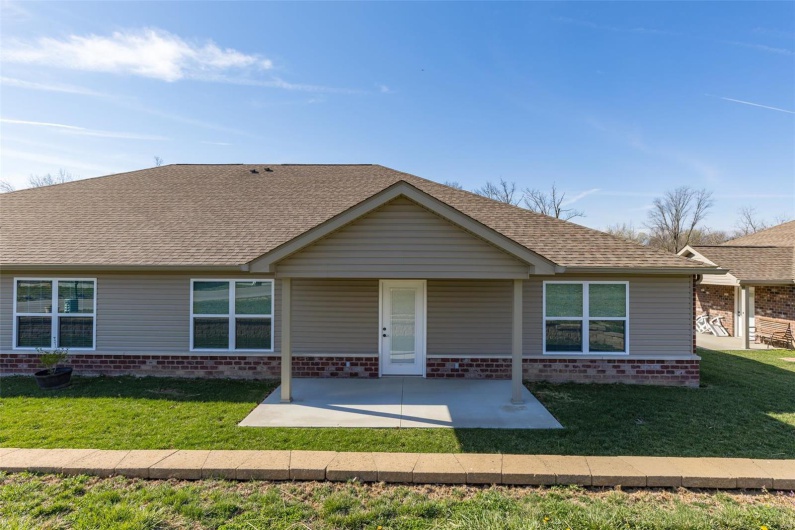 533 Windsor Lane Lane, Farmington, Missouri 63640, 3 Bedrooms Bedrooms, 9 Rooms Rooms,2 BathroomsBathrooms,Residential,For Sale,Windsor Lane,MAR25016411