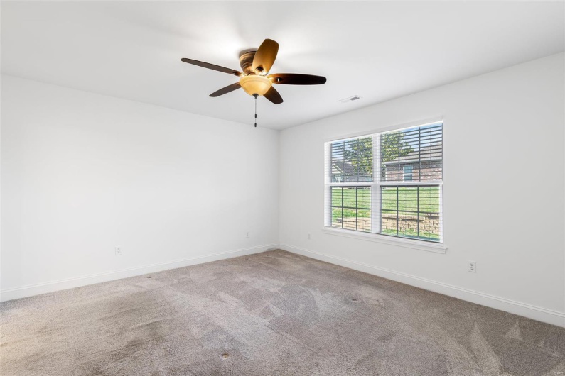 533 Windsor Lane Lane, Farmington, Missouri 63640, 3 Bedrooms Bedrooms, 9 Rooms Rooms,2 BathroomsBathrooms,Residential,For Sale,Windsor Lane,MAR25016411