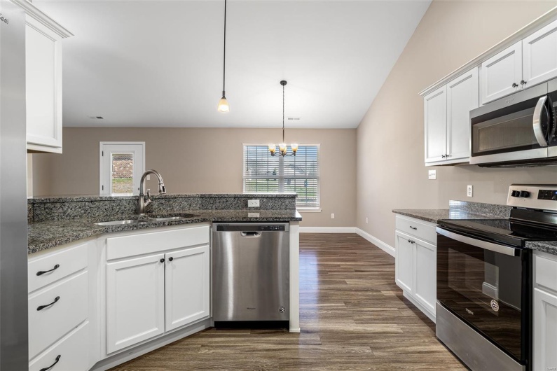 533 Windsor Lane Lane, Farmington, Missouri 63640, 3 Bedrooms Bedrooms, 9 Rooms Rooms,2 BathroomsBathrooms,Residential,For Sale,Windsor Lane,MAR25016411