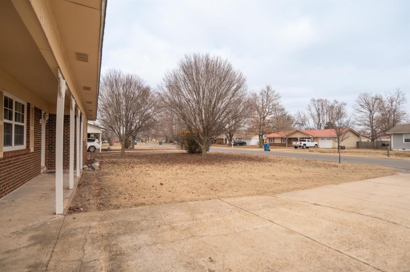 1603 Stokelan Drive, Malden, Missouri 63863, 4 Bedrooms Bedrooms, 8 Rooms Rooms,1 BathroomBathrooms,Residential,For Sale,Stokelan,MAR25019771