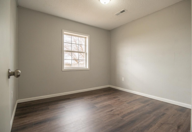 1603 Stokelan Drive, Malden, Missouri 63863, 4 Bedrooms Bedrooms, 8 Rooms Rooms,1 BathroomBathrooms,Residential,For Sale,Stokelan,MAR25019771