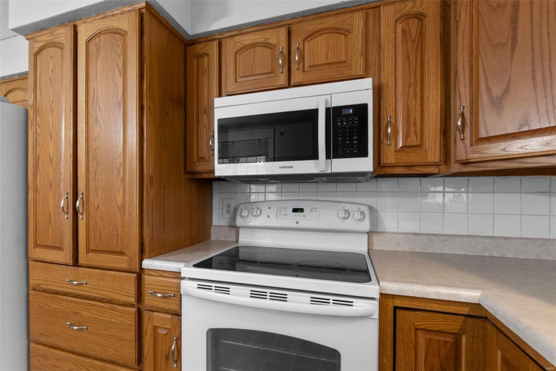 1521 Henderson Street, Cape Girardeau, Missouri 63701, 3 Bedrooms Bedrooms, 7 Rooms Rooms,2 BathroomsBathrooms,Residential,For Sale,Henderson,MAR25019865