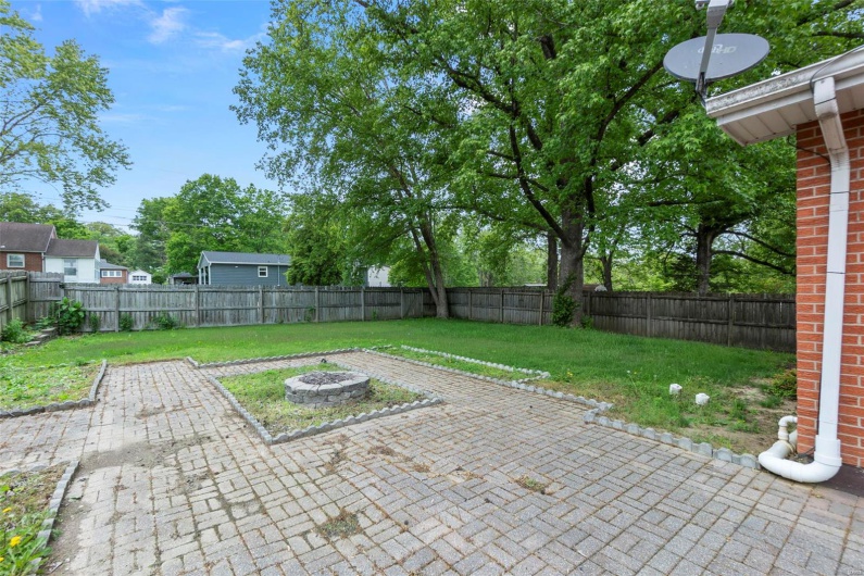 1521 Henderson Street, Cape Girardeau, Missouri 63701, 3 Bedrooms Bedrooms, 7 Rooms Rooms,2 BathroomsBathrooms,Residential,For Sale,Henderson,MAR25019865