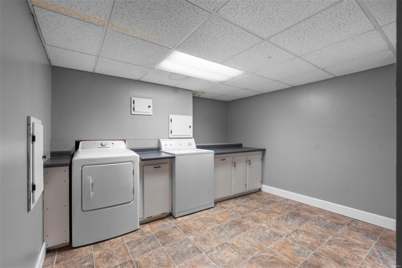 1521 Henderson Street, Cape Girardeau, Missouri 63701, 3 Bedrooms Bedrooms, 7 Rooms Rooms,2 BathroomsBathrooms,Residential,For Sale,Henderson,MAR25019865